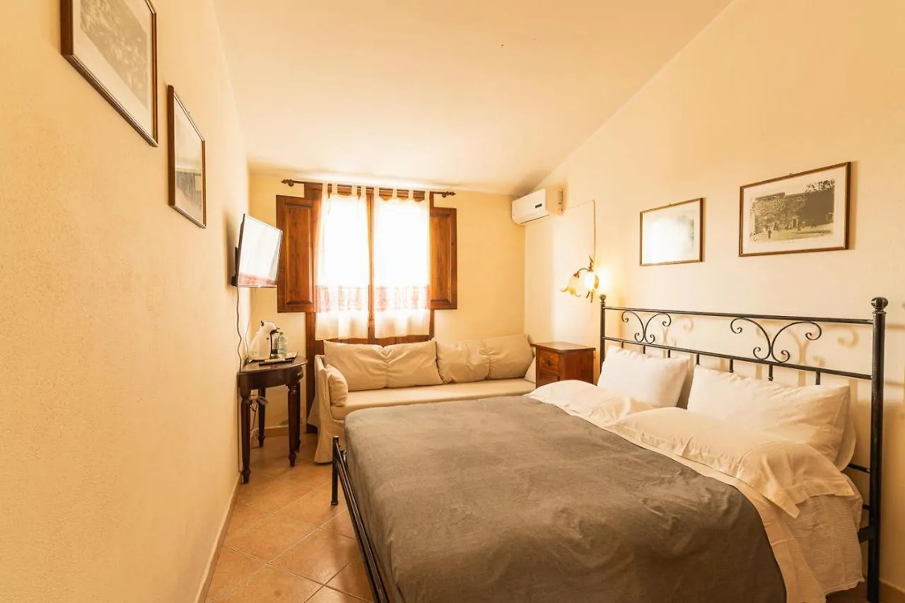 Agriturismo Il Giglio Oristano Alloggio per agriturismo